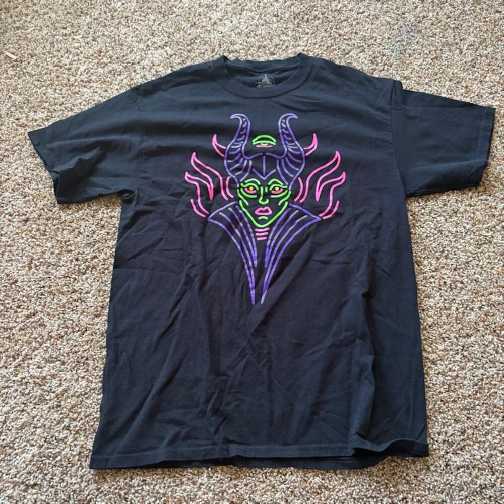 Disney Parks Sleeping Beauty Maleficent Neon Villain Black Tshirt Sz Med